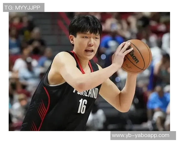 媒体人分析瀚森相比赛季初进步显著但防守习惯仍需改进